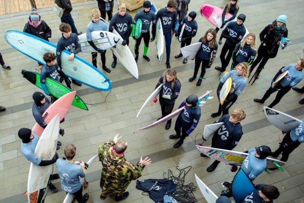Surfing England on-boards Dryrobe as official sponsor