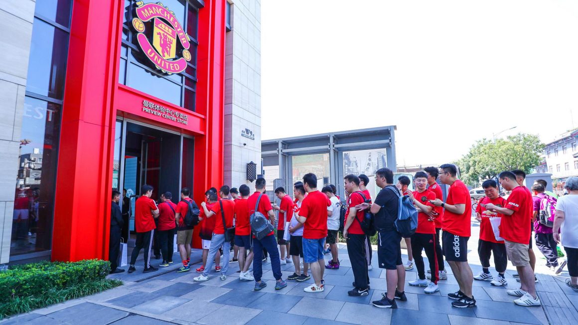 Manchester United to unveil five entertainment centres across China