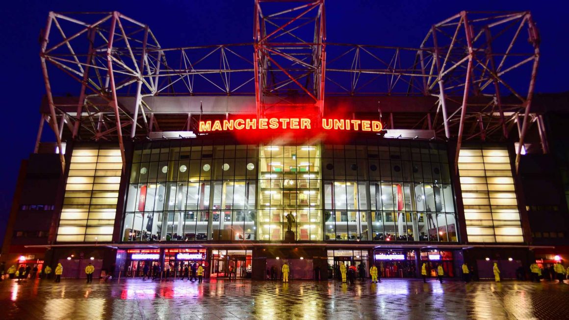 Manchester United teams up with Extreme Networks to provide Wi-Fi solutions