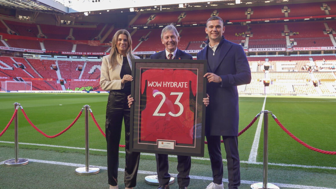 Manchester United signs global partnership with Wow Hydrate